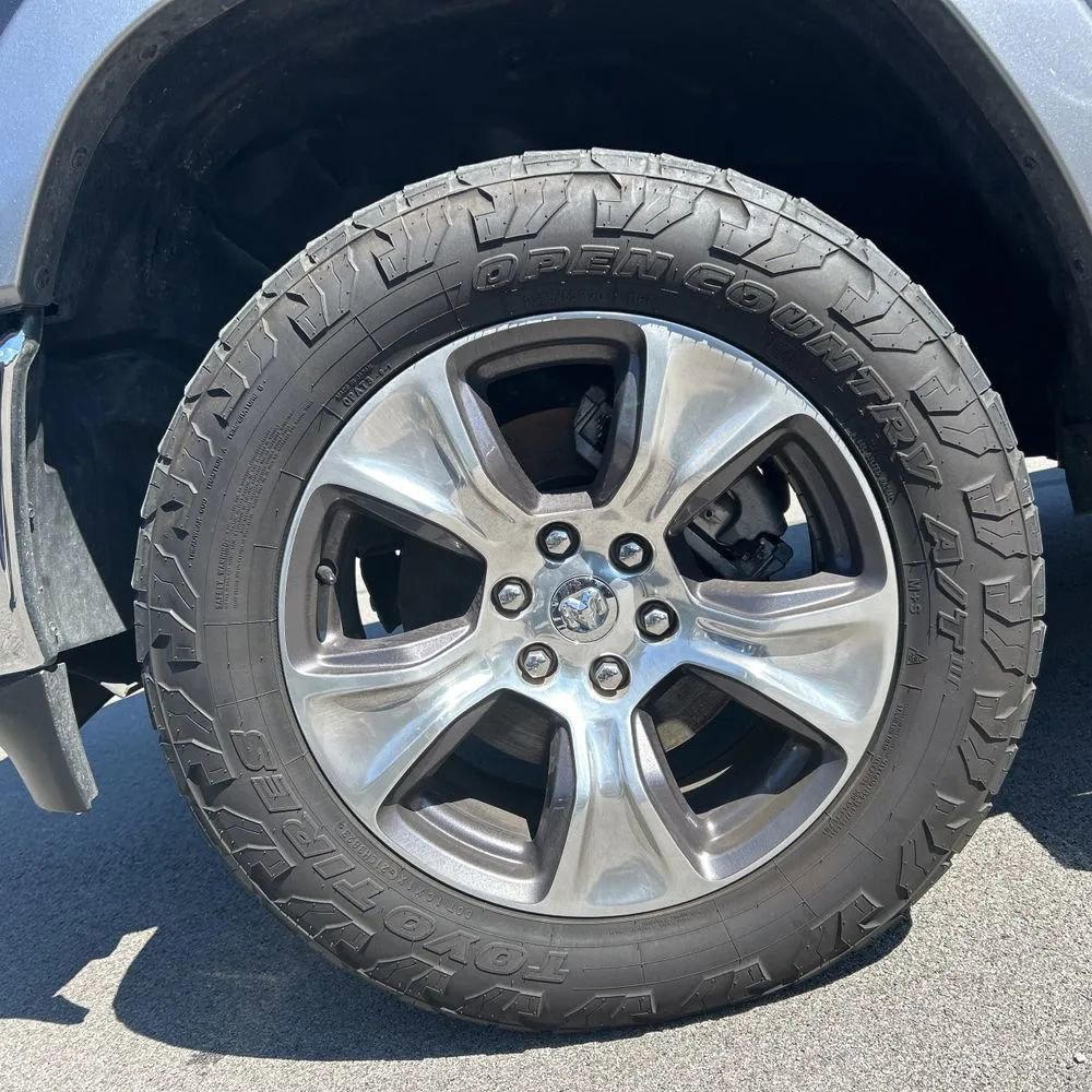Used 2020 RAM 1500 Laramie AWD/4WD image 19
