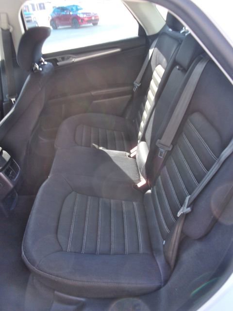 Used 2013 Ford Fusion SE image 19