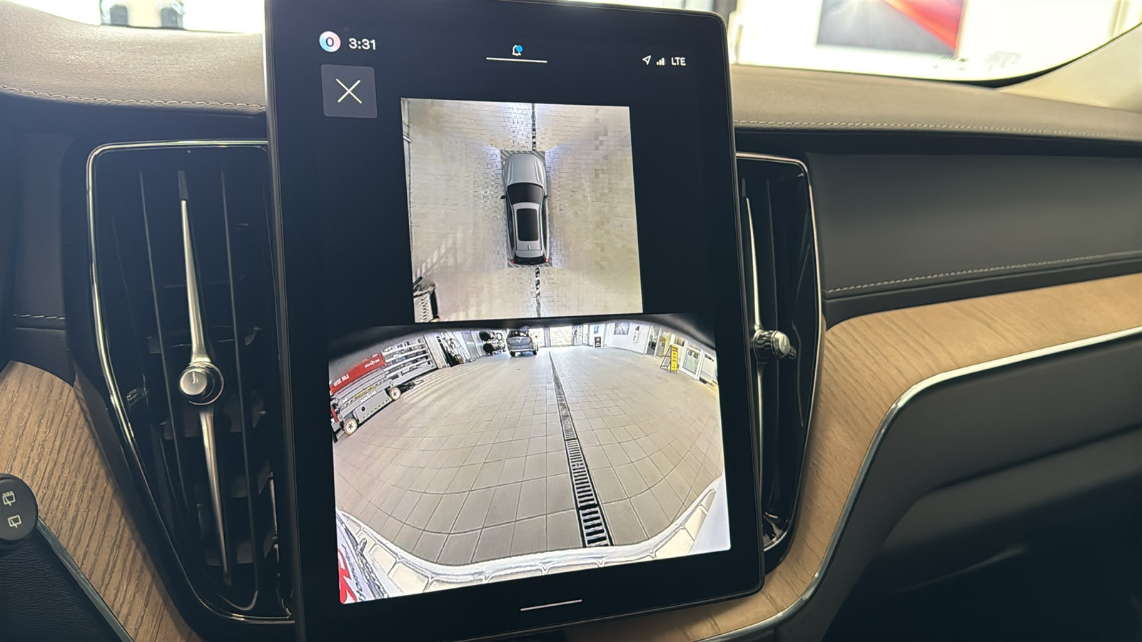 New 2027 Volvo XC60 B5 Ultra AWD/4WD image 18