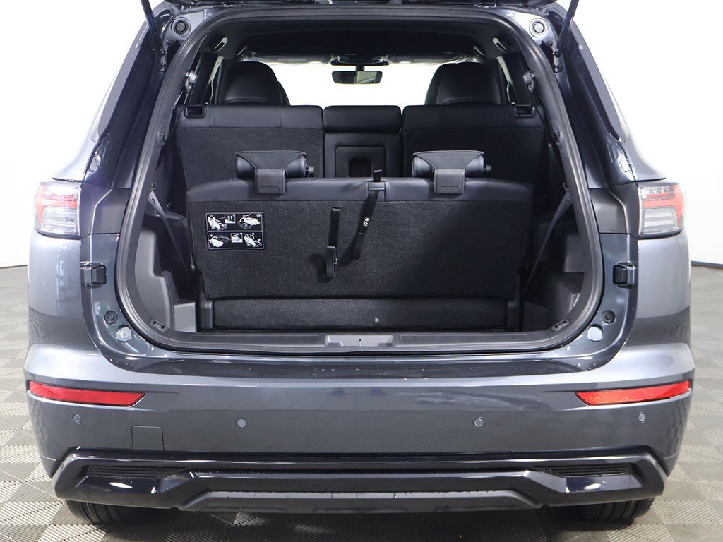 New 2026 Mitsubishi Outlander LE FWD image 21