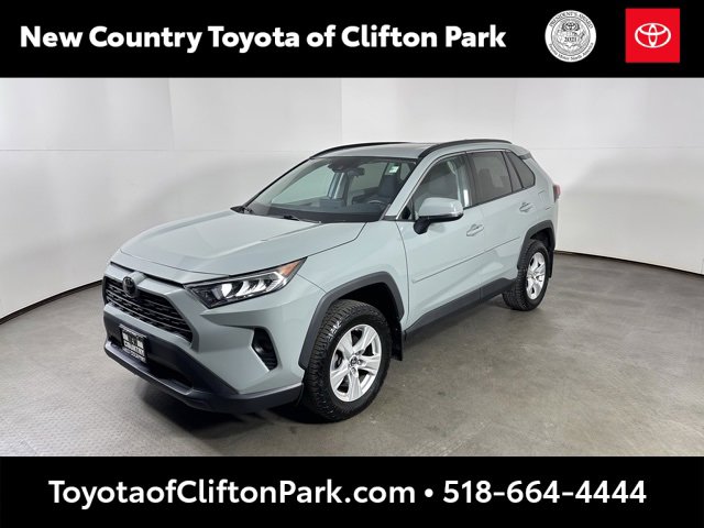 Used 2019 Toyota RAV4 XLE image 7