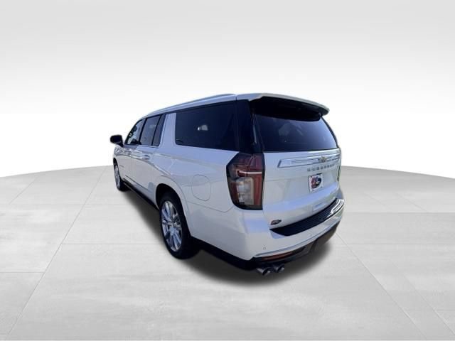 Used 2022 Chevrolet Suburban High Country w/ Max Trailering Package AWD/4WD image 4