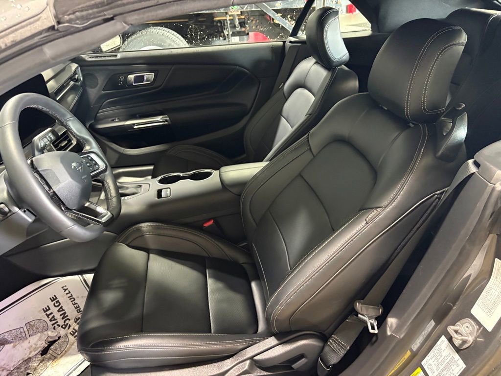 Certified 2025 Ford Mustang Premium image 8