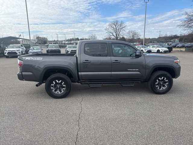 Used 2020 Toyota Tacoma TRD Off-Road image 6