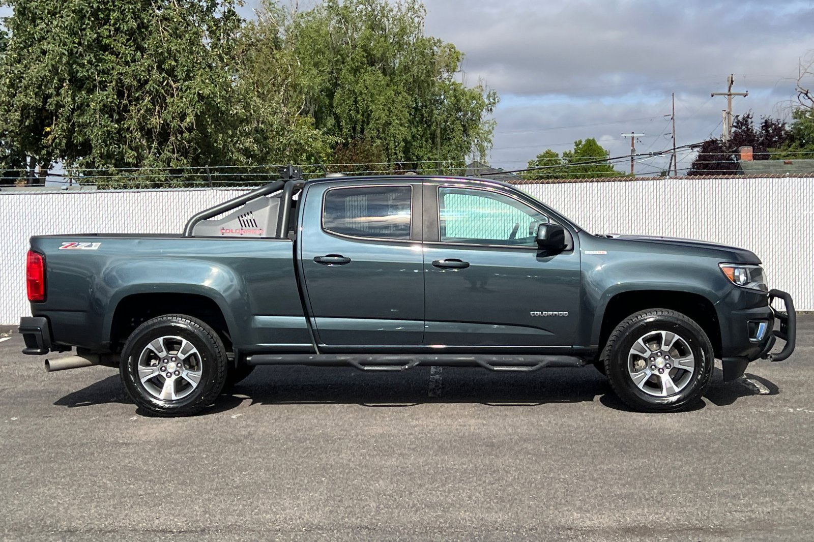 Used 2017 Chevrolet Colorado Z71 image 3