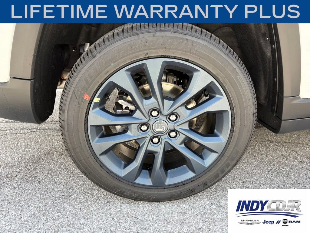 New 2026 Jeep Grand Cherokee Limited AWD/4WD image 12
