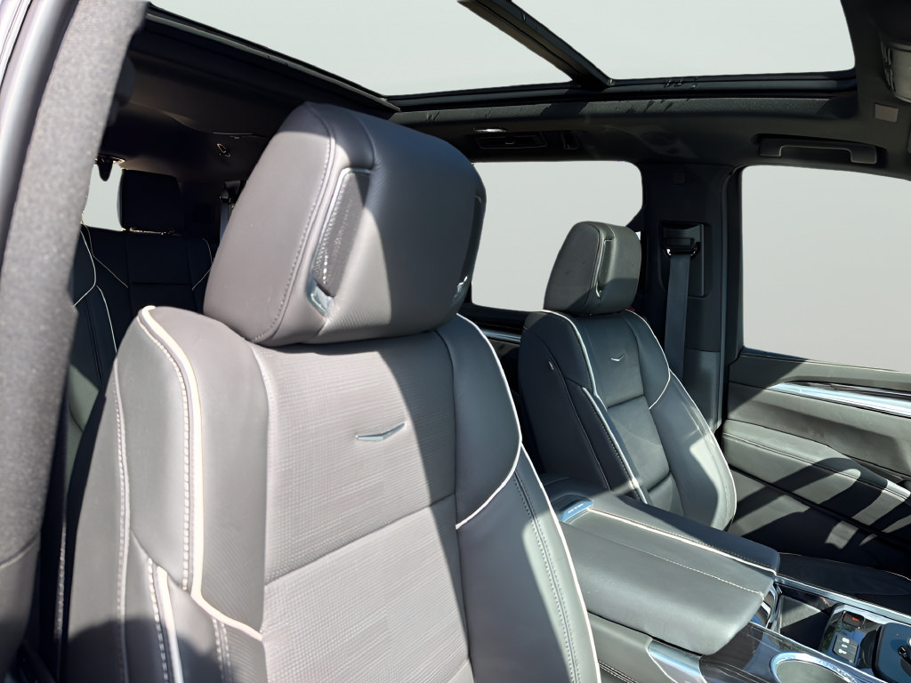 Used 2026 Cadillac Escalade Sport w/ Touring Package AWD/4WD image 37