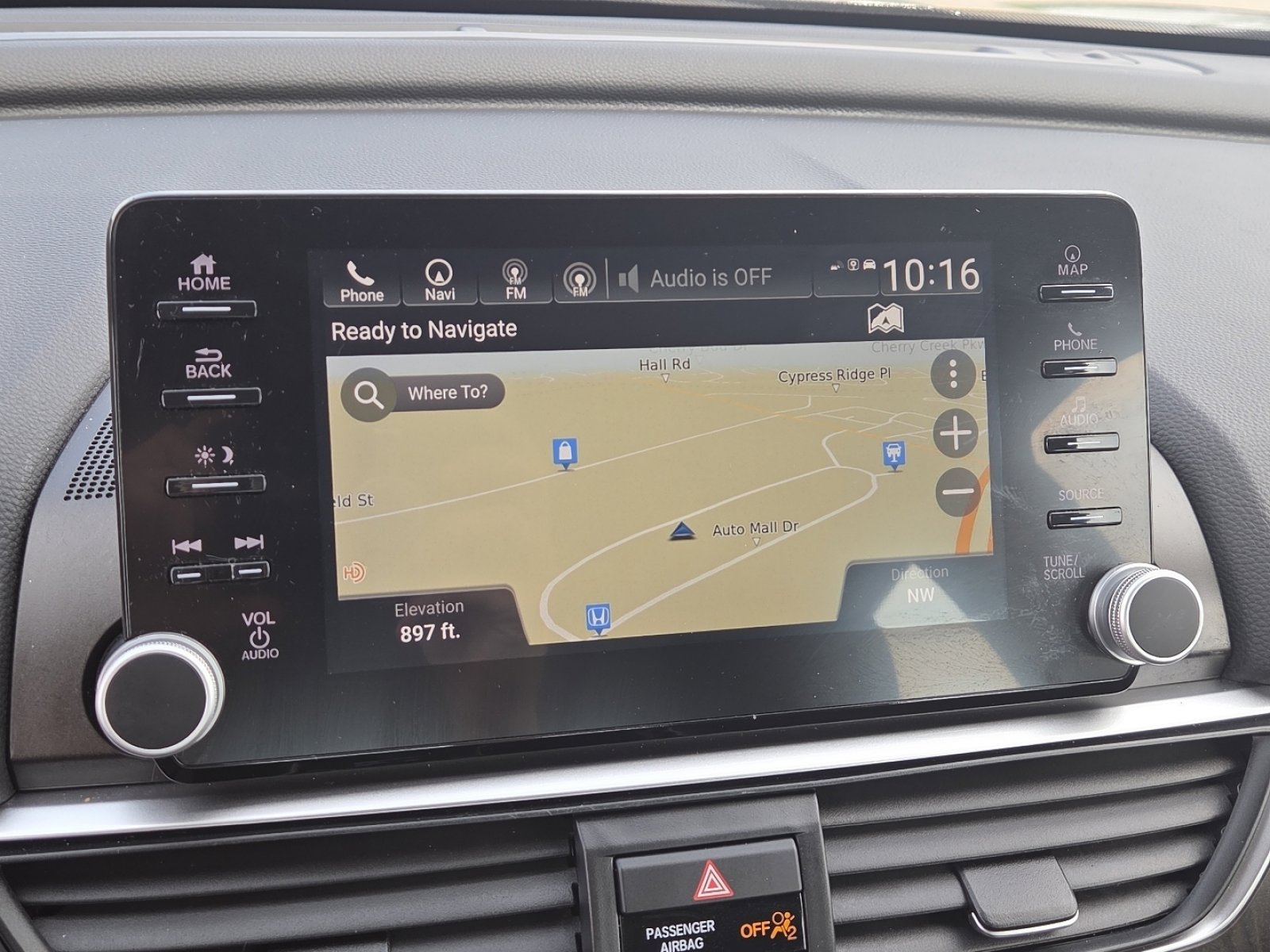 Used 2018 Honda Accord Touring image 4