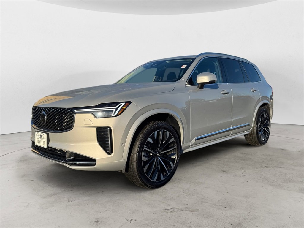 Certified 2025 Volvo XC90 B5 Plus image 2