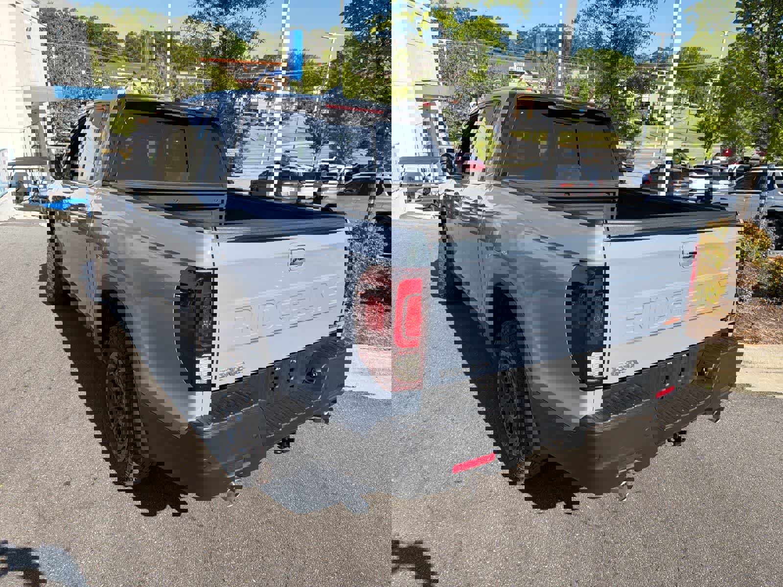 Used 2025 Honda Ridgeline TrailSport+ image 7