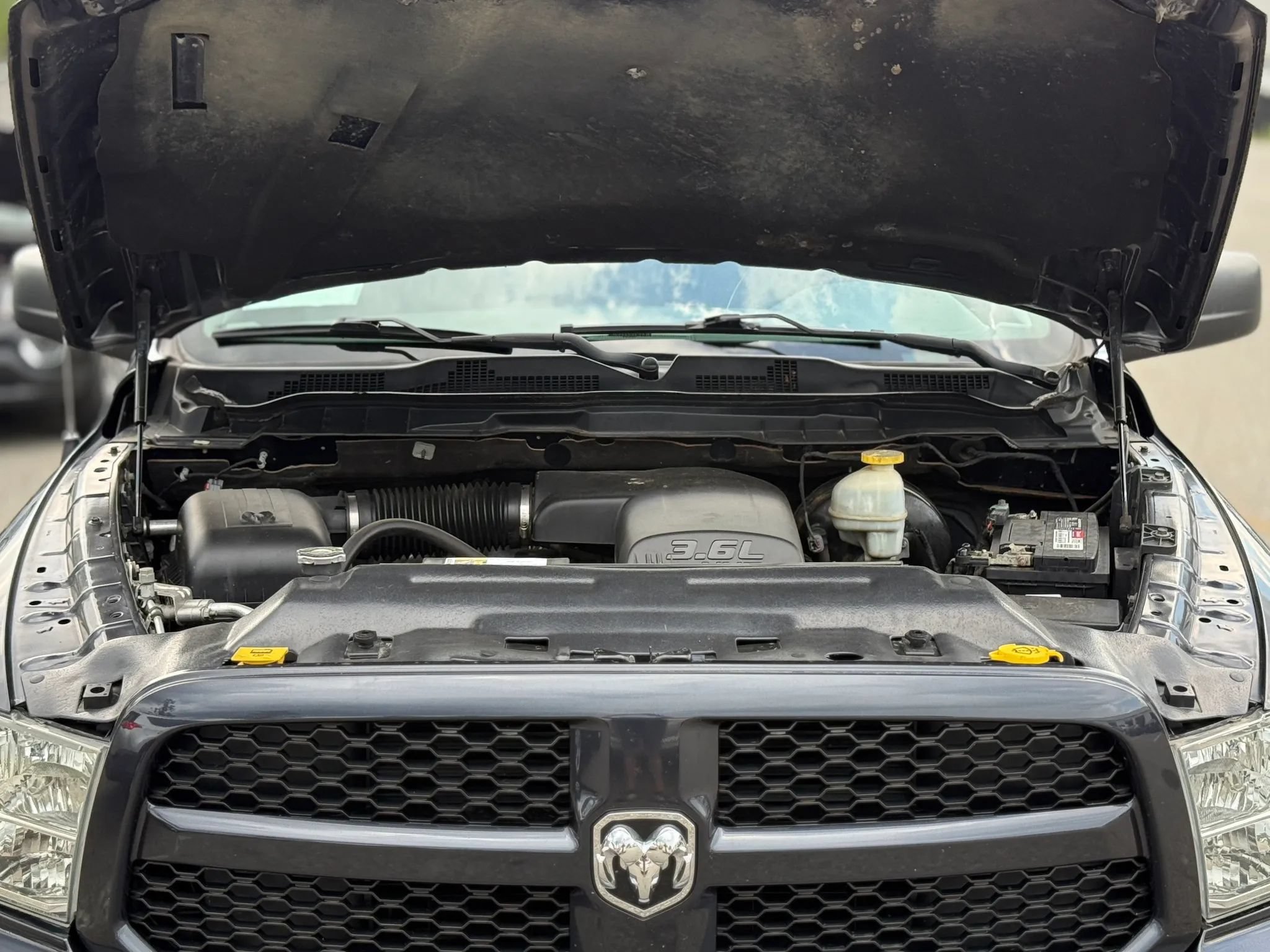 Used 2017 RAM 1500 Express AWD/4WD image 27
