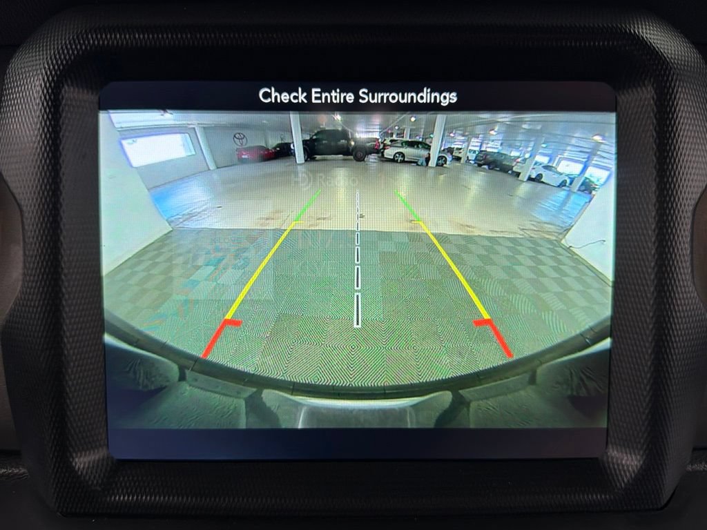 Used 2019 Jeep Wrangler Unlimited Sahara AWD/4WD image 30