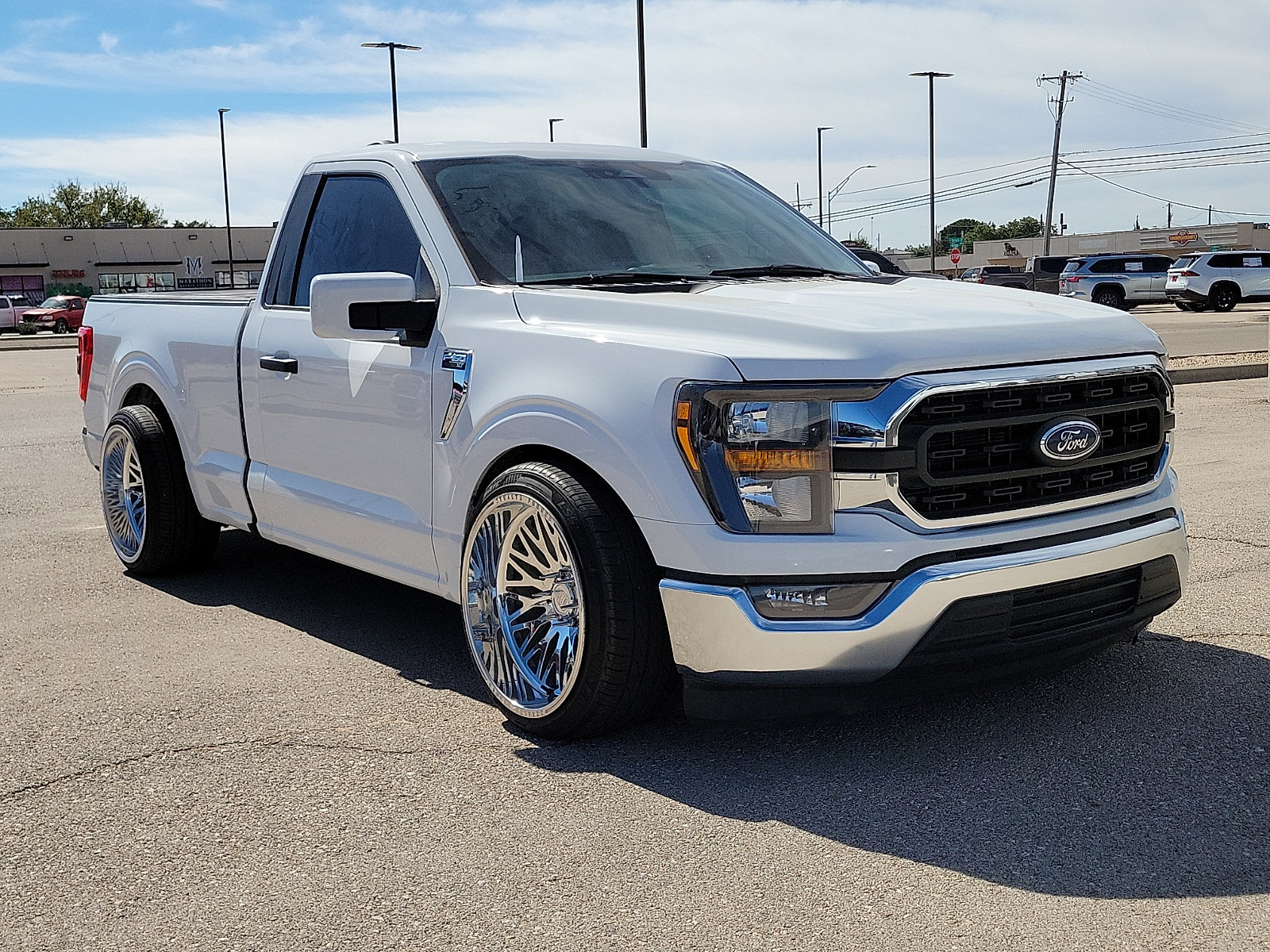 Used 2023 Ford F150 XLT w/ Equipment Group 301A Mid RWD image 6