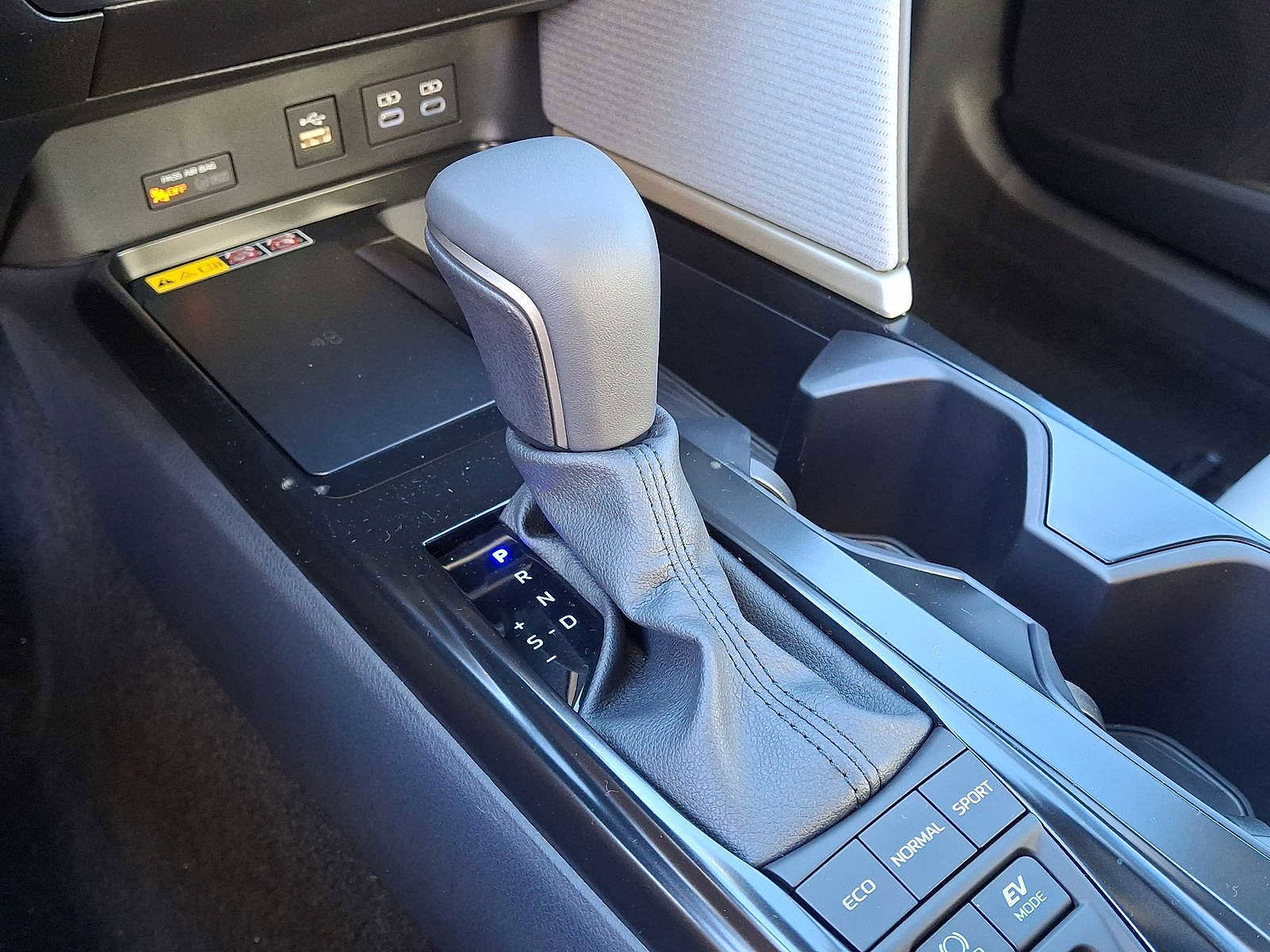 New 2026 Toyota Camry SE w/ Multimedia Upgrade Package image 13