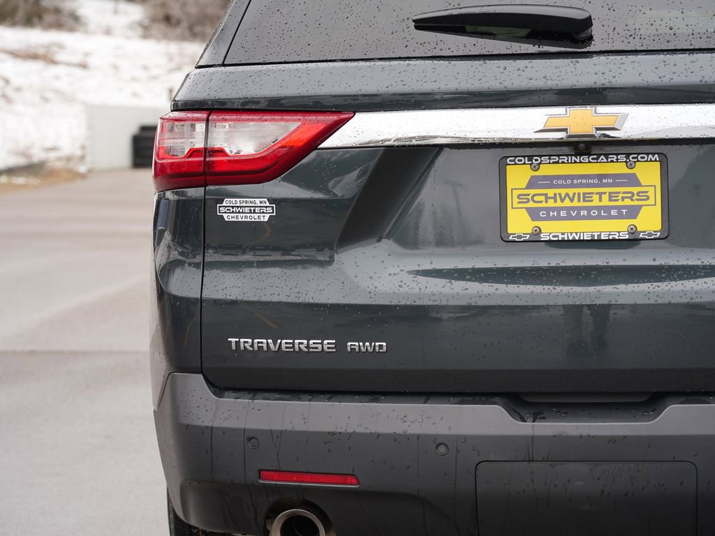 Used 2020 Chevrolet Traverse LT image 10