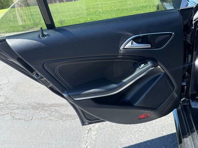 Used 2016 Mercedes-Benz CLA 250 image 11