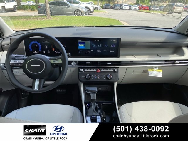 New 2025 Hyundai Tucson SE image 30