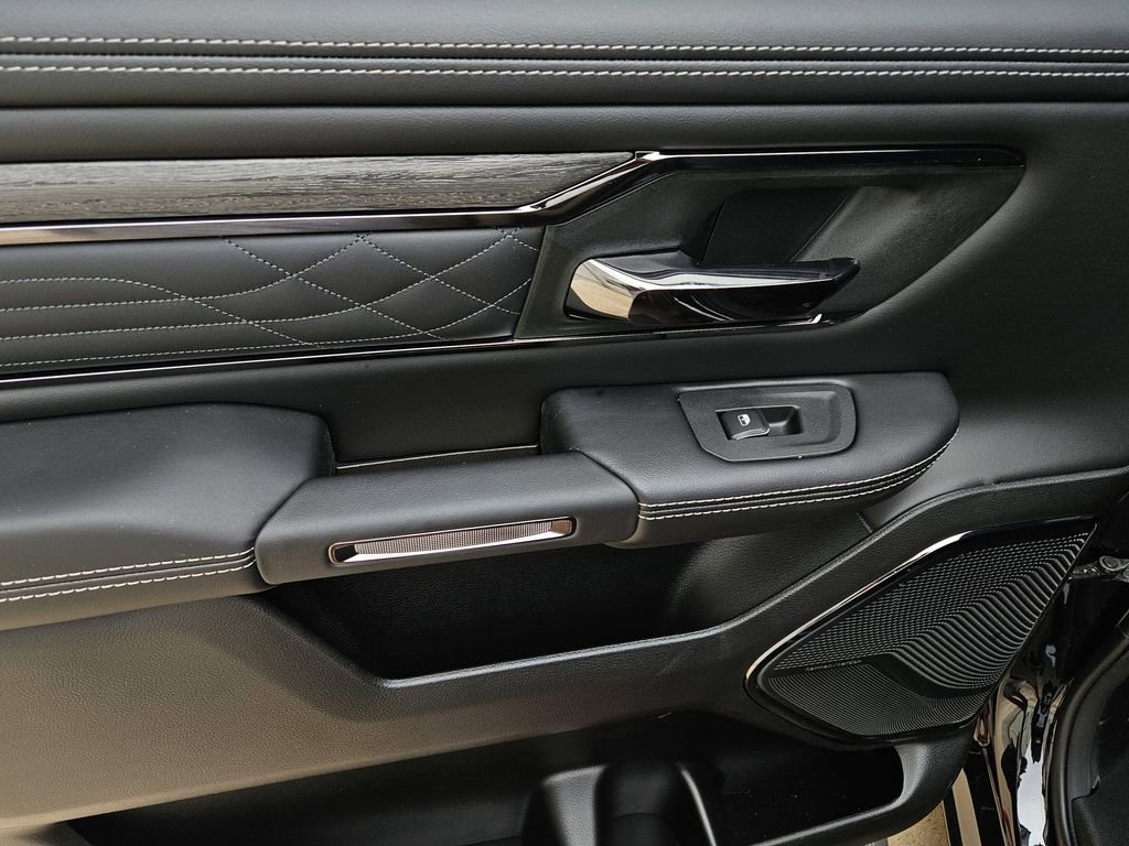 New 2026 RAM 1500 Limited AWD/4WD image 15