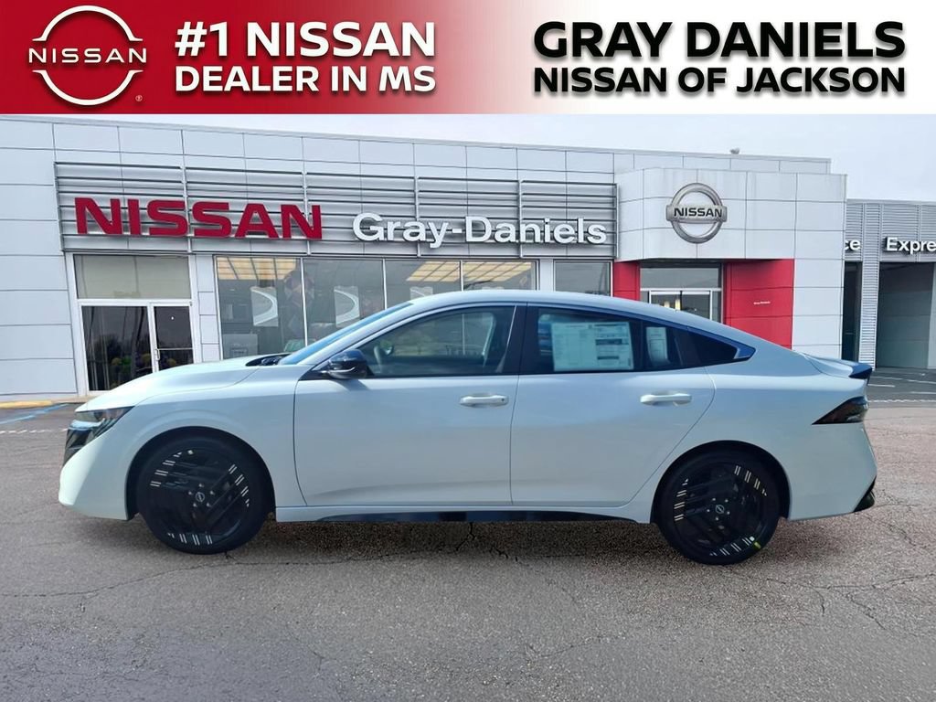 New 2027 Nissan Sentra SR w/ SR All Weather Package FWD image 4
