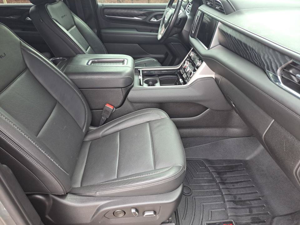 Used 2022 GMC Yukon Denali AWD/4WD image 15