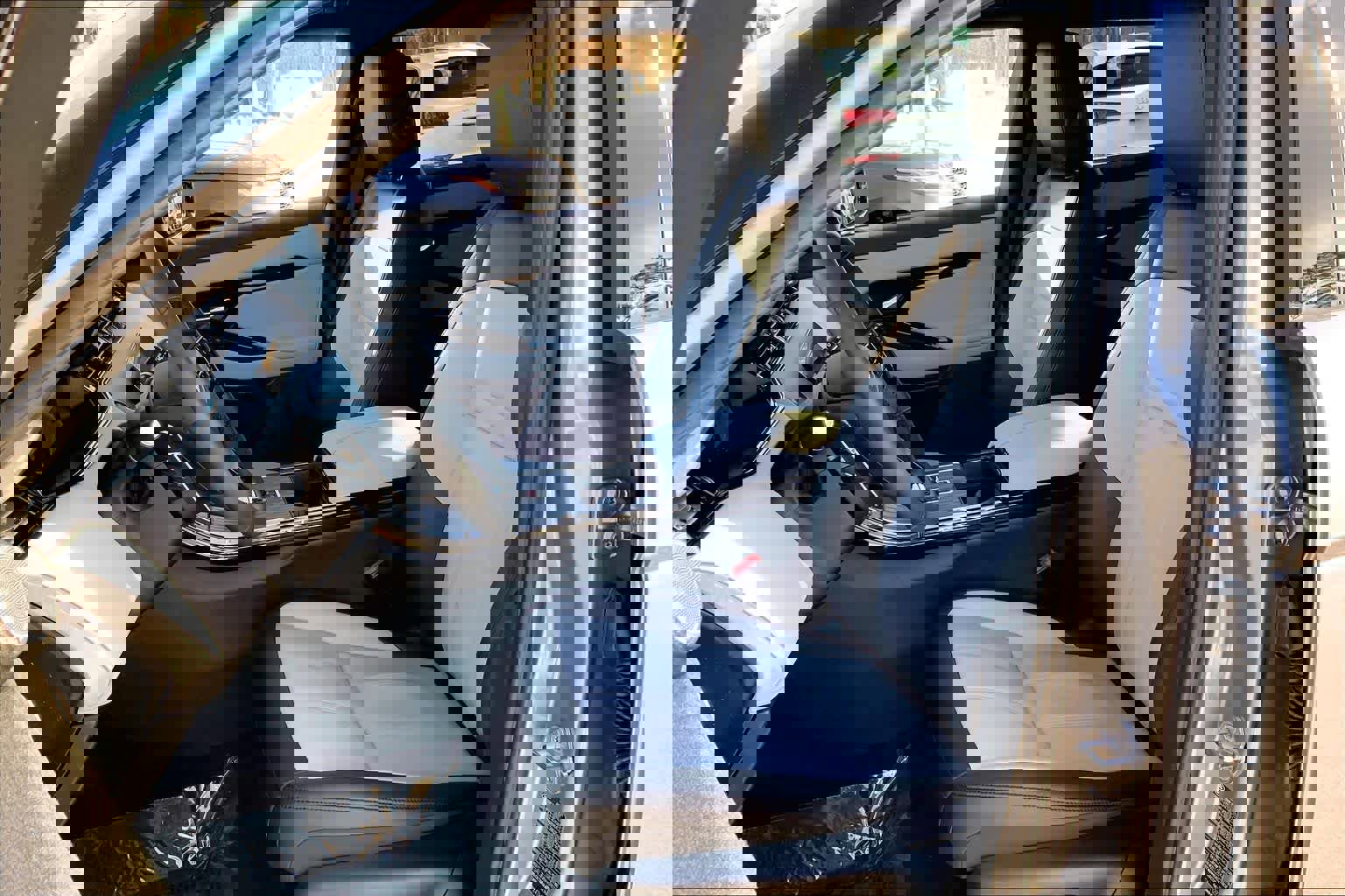 Certified 2026 Land Rover Range Rover Evoque Dynamic SE image 9