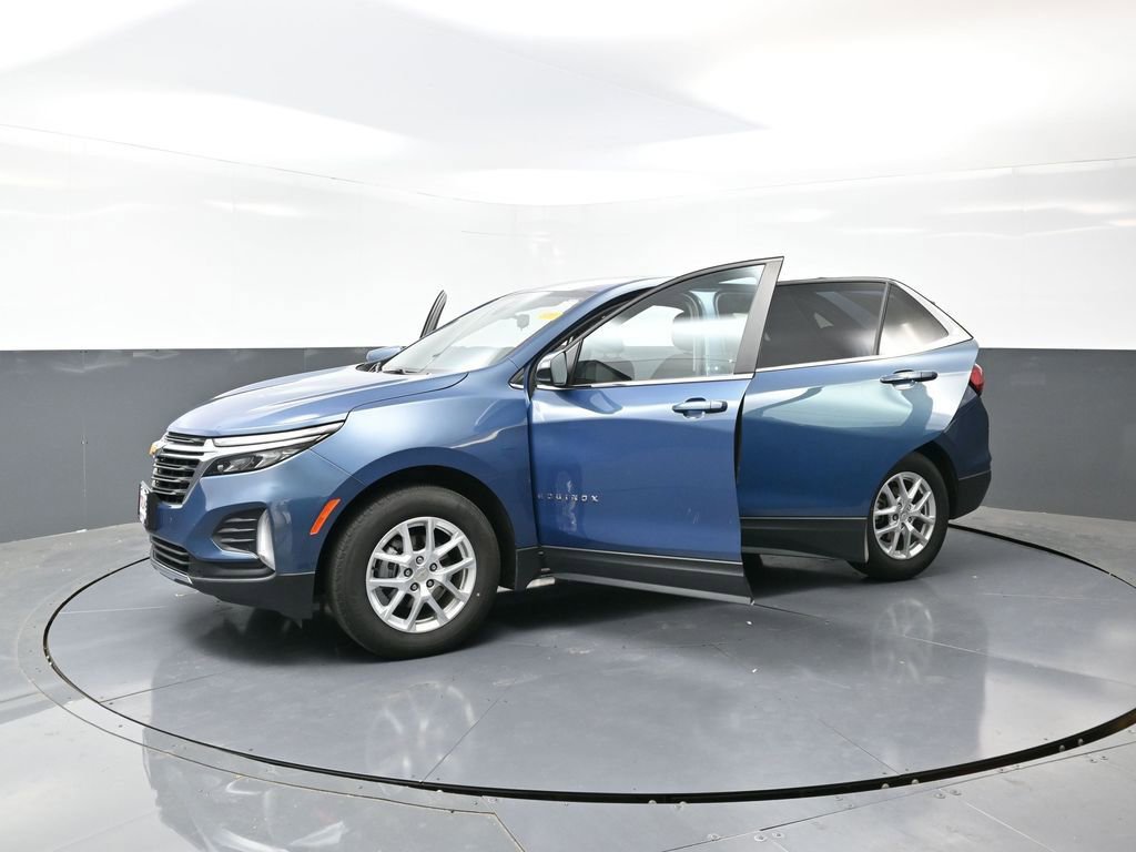 Used 2024 Chevrolet Equinox LT image 60