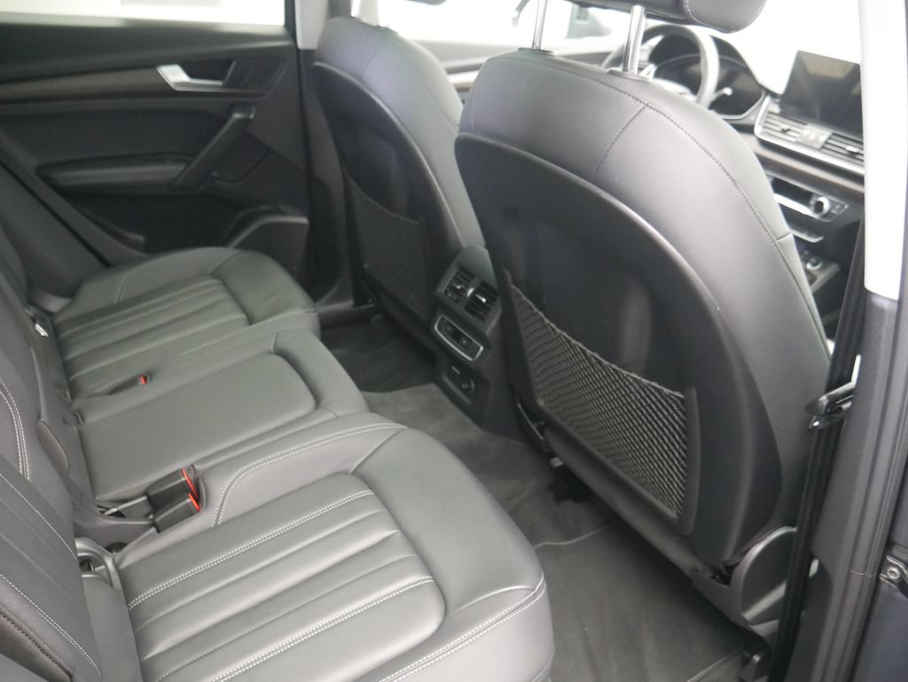 Certified 2023 Audi Q5 2.0T Premium Plus w/ Premium Plus Package AWD/4WD image 32