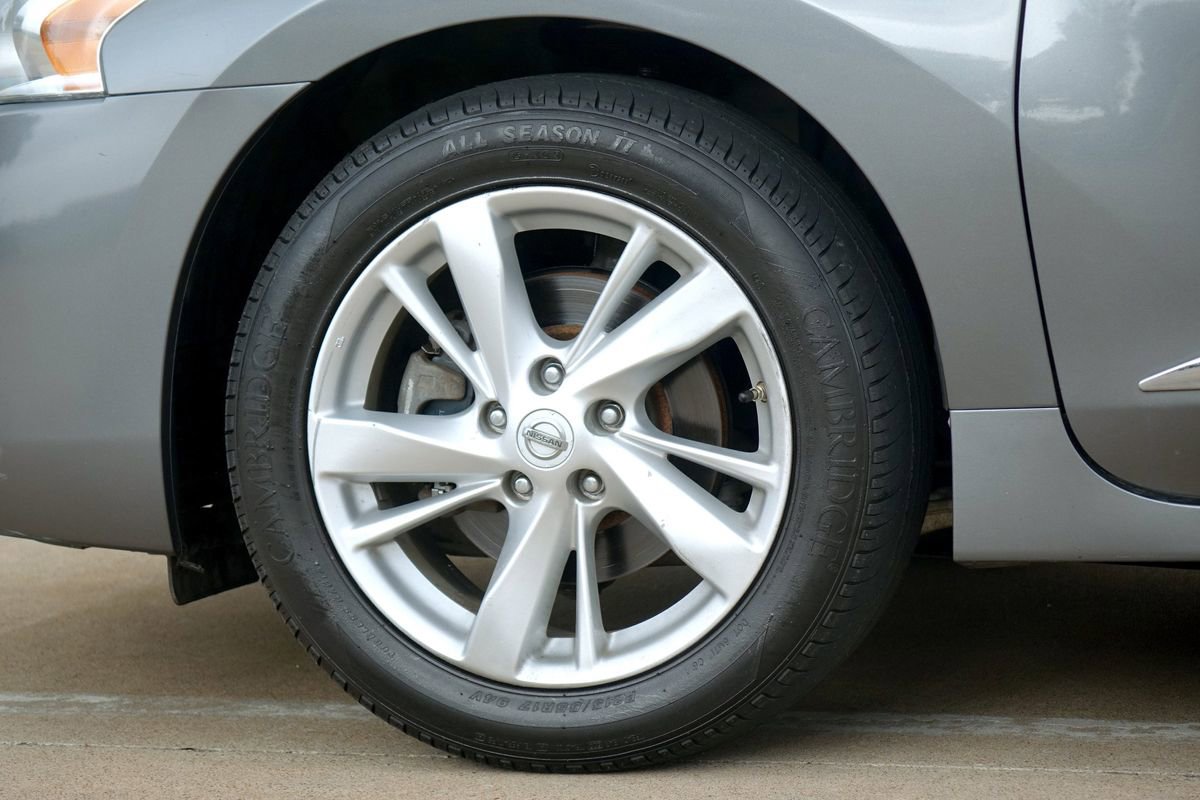 Used 2014 Nissan Altima 2.5 SL w/ Technology Package FWD image 25