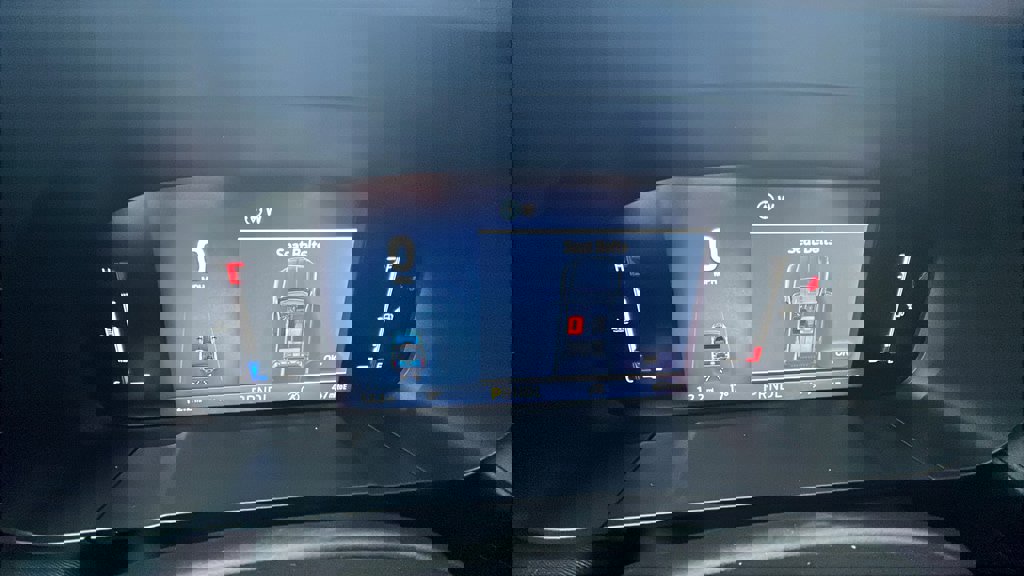 New 2026 Ford Maverick XL image 12