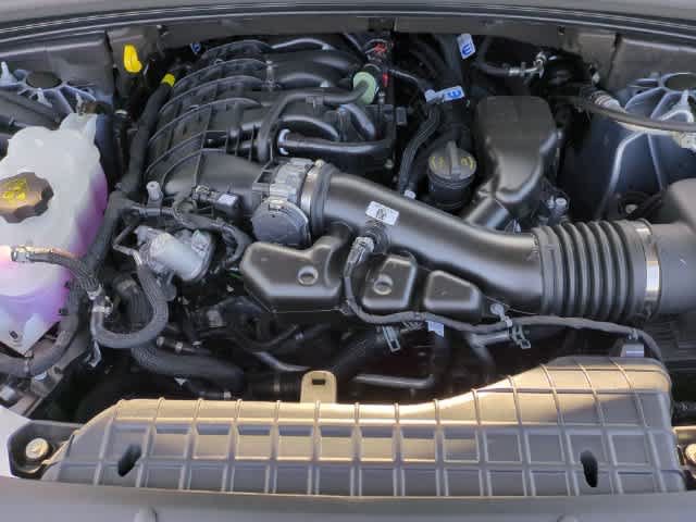 Certified 2024 Jeep Grand Cherokee L Altitude AWD/4WD image 15