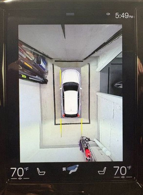 Used 2019 Volvo XC60 T5 Momentum w/ Advanced Package AWD/4WD image 19