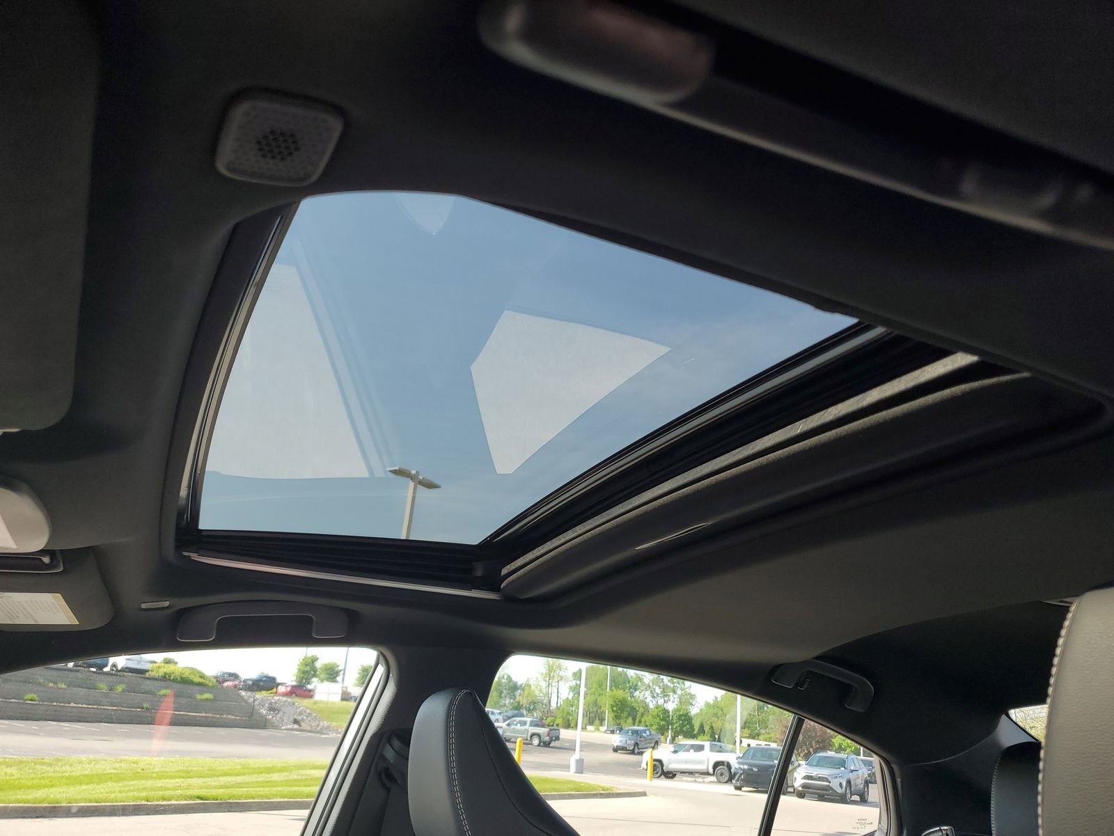 Certified 2025 Toyota Camry SE w/ Multimedia Upgrade Package AWD/4WD image 18