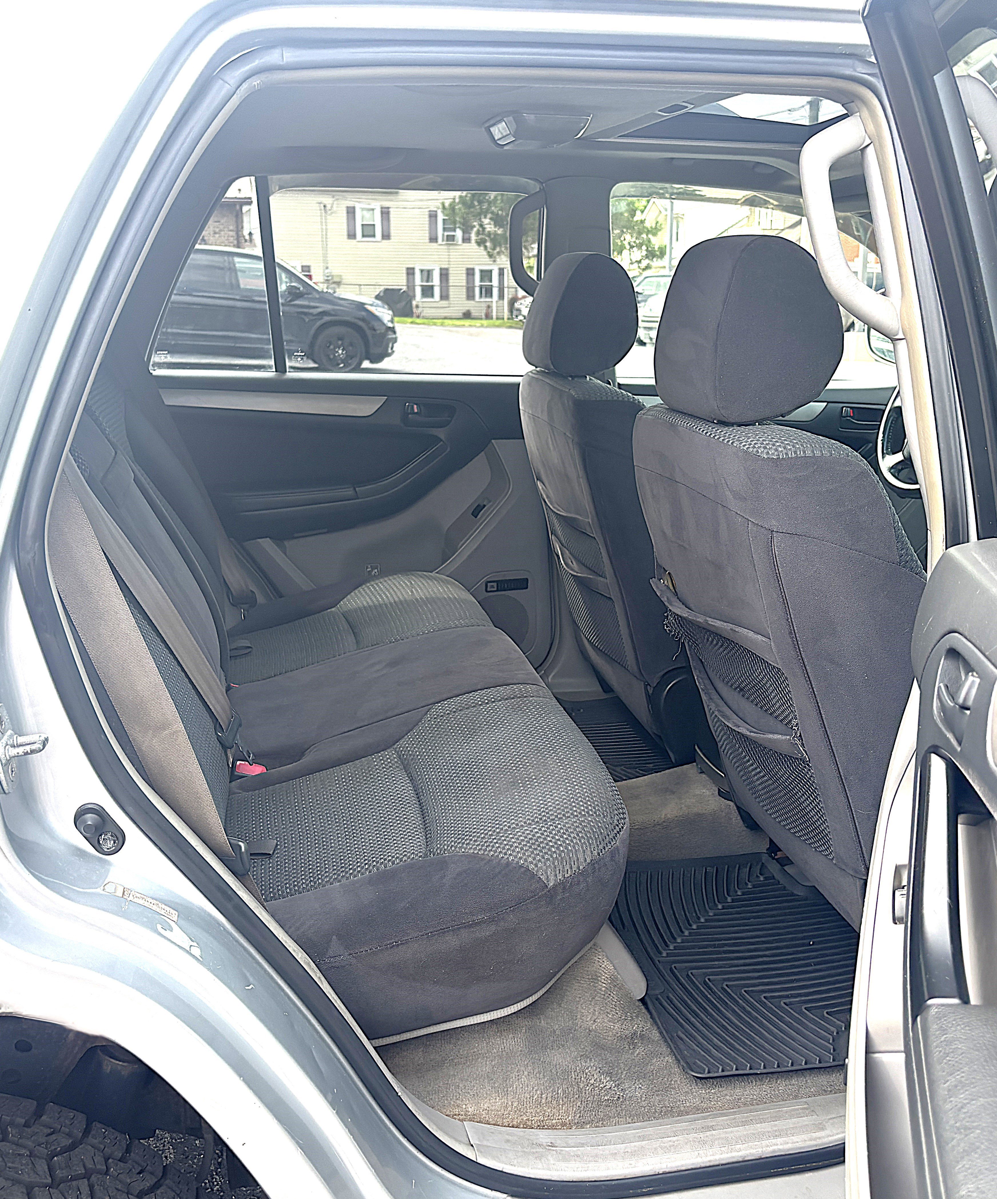 Used 2004 Toyota 4Runner Sport image 9