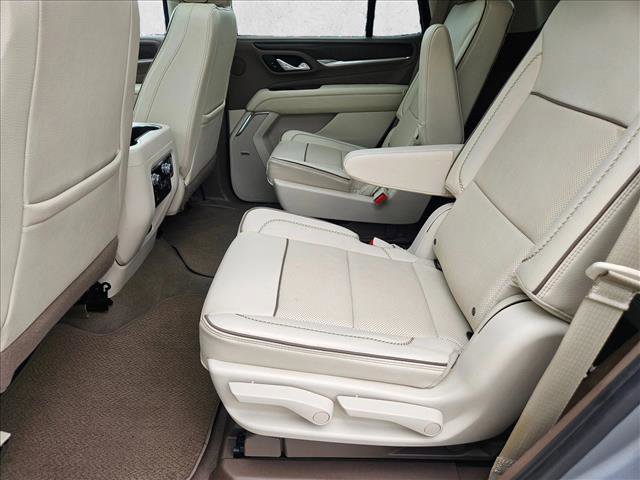 Used 2023 GMC Yukon Denali w/ Max Trailering Package image 19