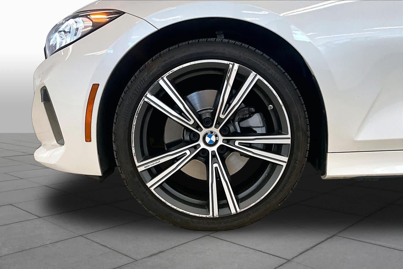 Used 2024 BMW 330i Sedan w/ Convenience Package RWD image 9