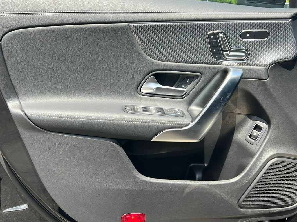 New 2025 Mercedes-Benz CLA 250 4MATIC image 12