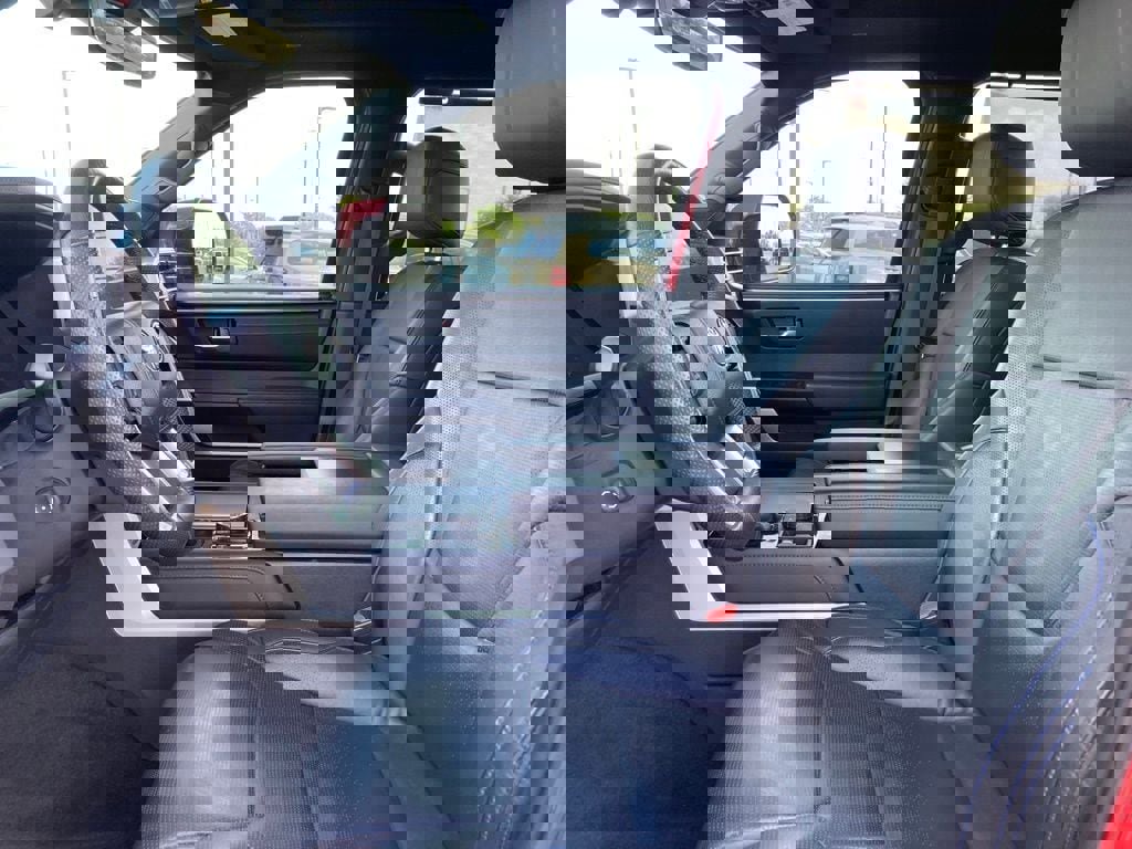 Used 2024 Toyota Tundra Platinum image 10