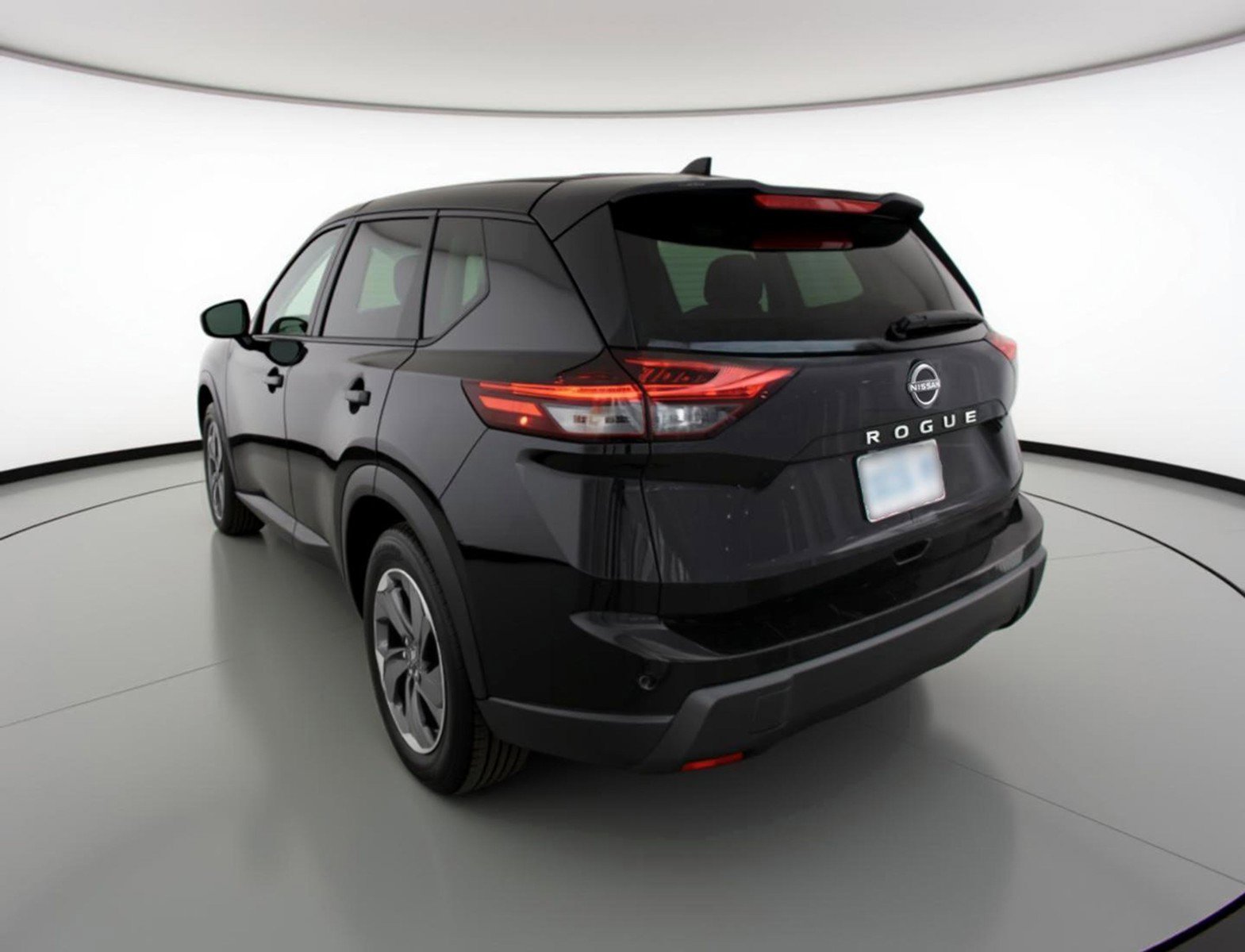 Used 2025 Nissan Rogue SV image 6