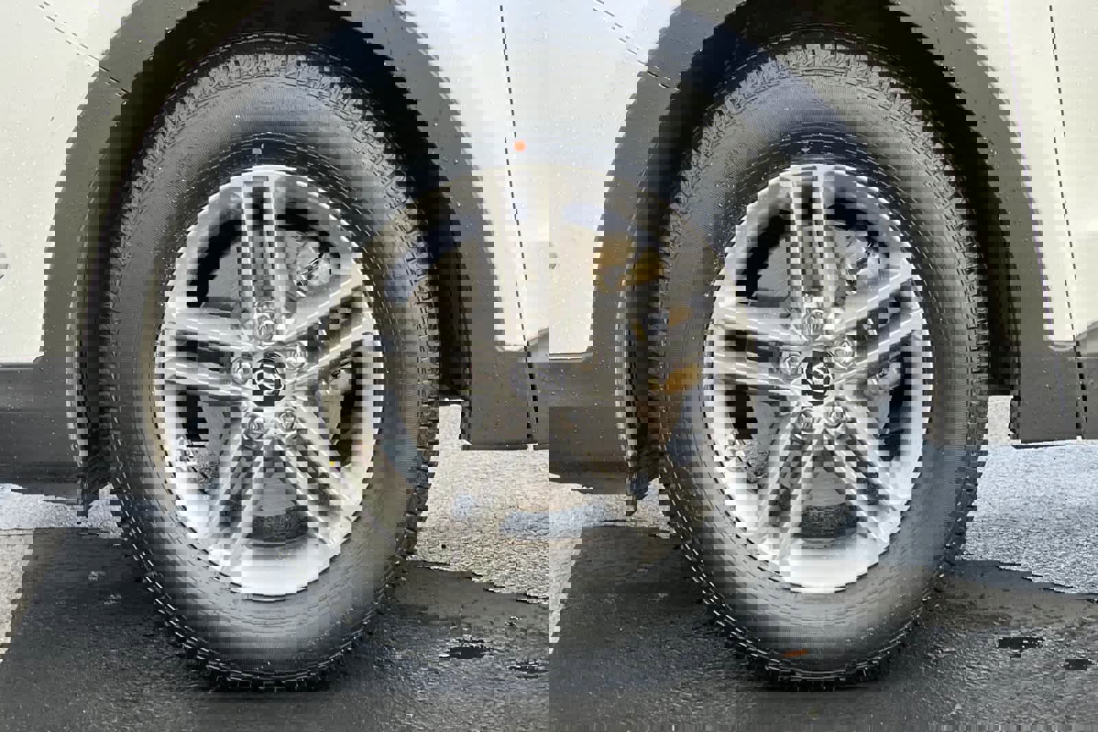 Used 2017 Hyundai Santa Fe Sport image 27