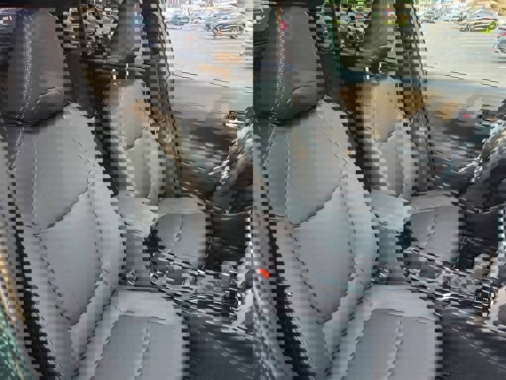 Used 2023 Toyota Corolla Cross XLE w/ Convenience Package image 25