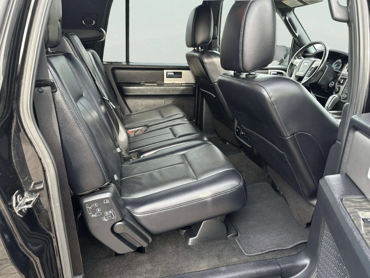 Used 2017 Ford Expedition Max Limited image 16