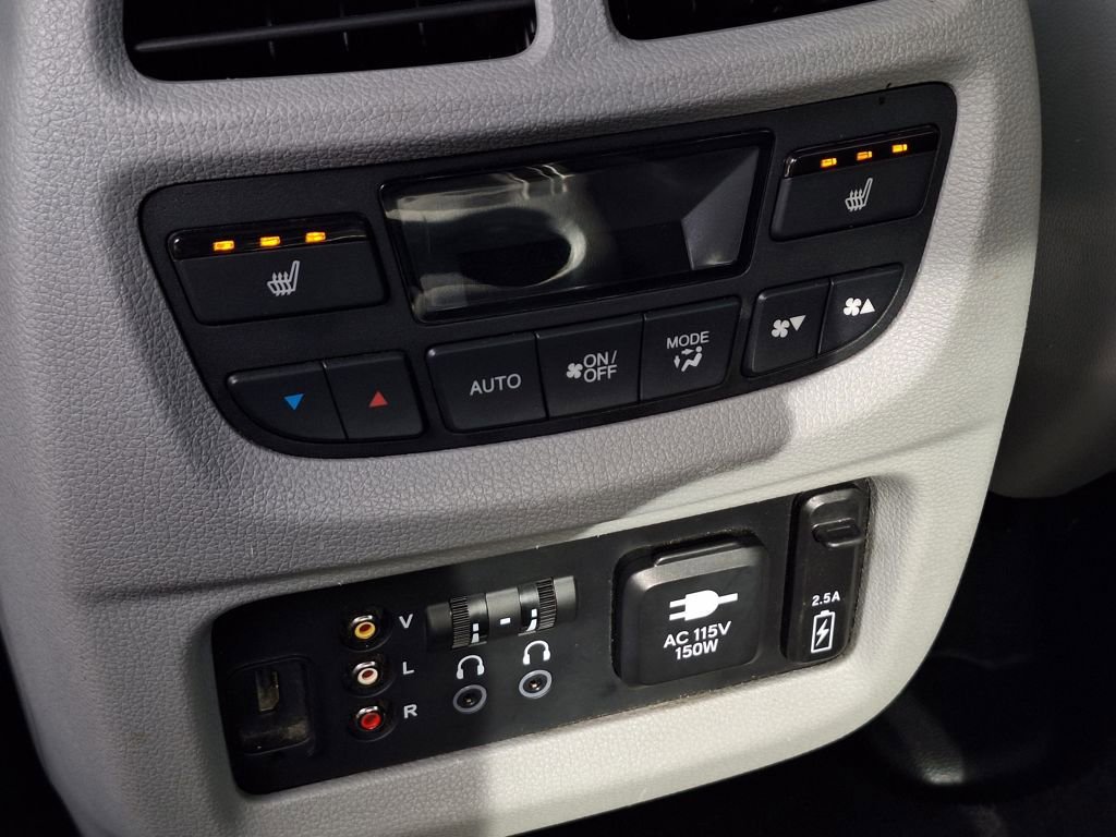 Used 2016 Honda Pilot Elite image 15