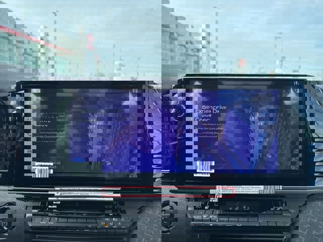 Used 2026 Toyota Camry XLE image 32