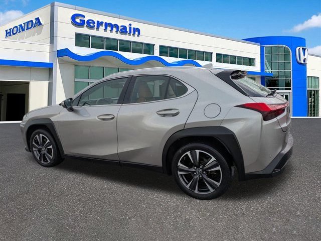 Used 2021 Lexus UX 200 w/ Premium Package FWD image 7