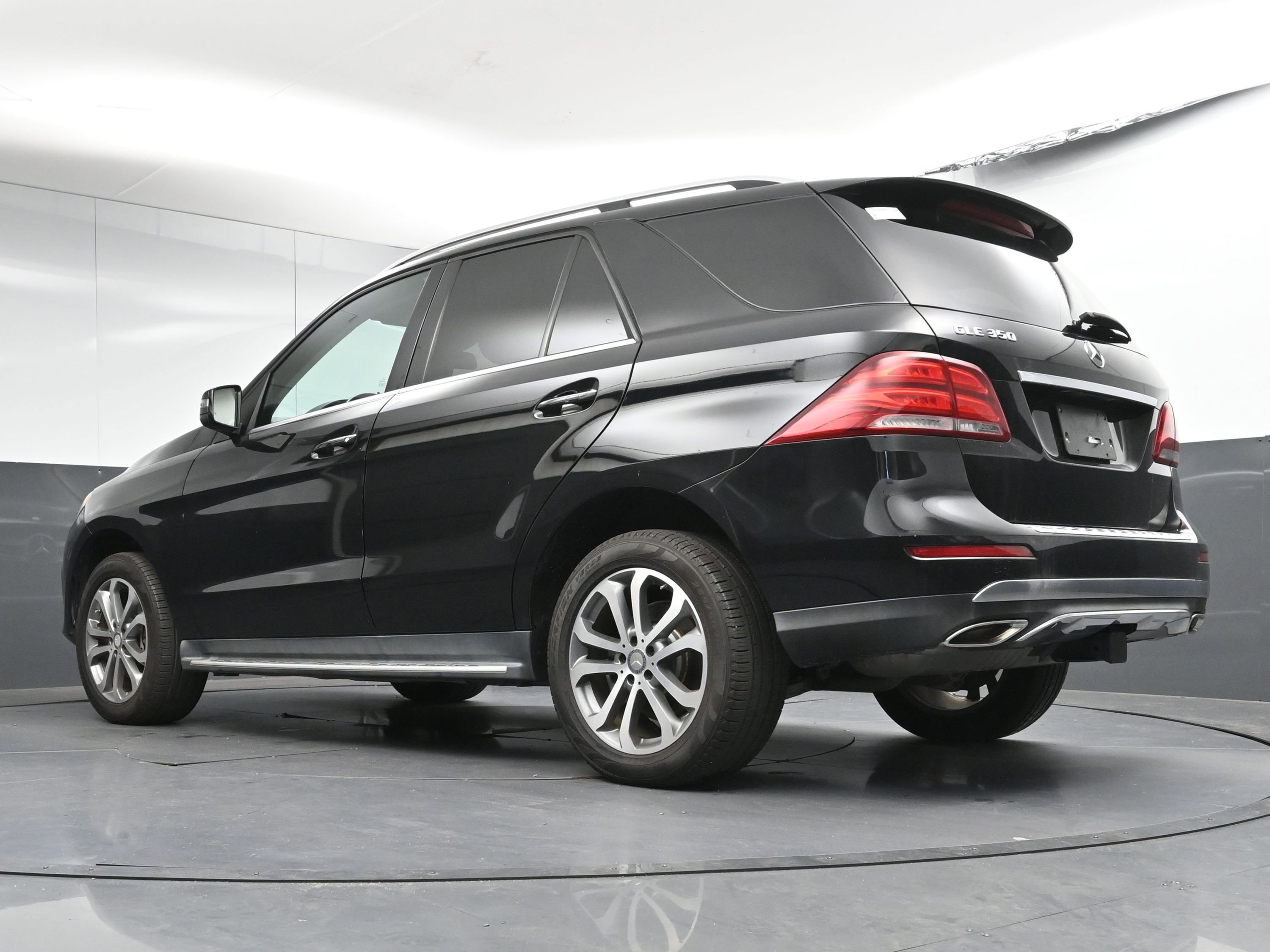 Used 2016 Mercedes-Benz GLE 350 GLE 350 w/ Premium Package image 30