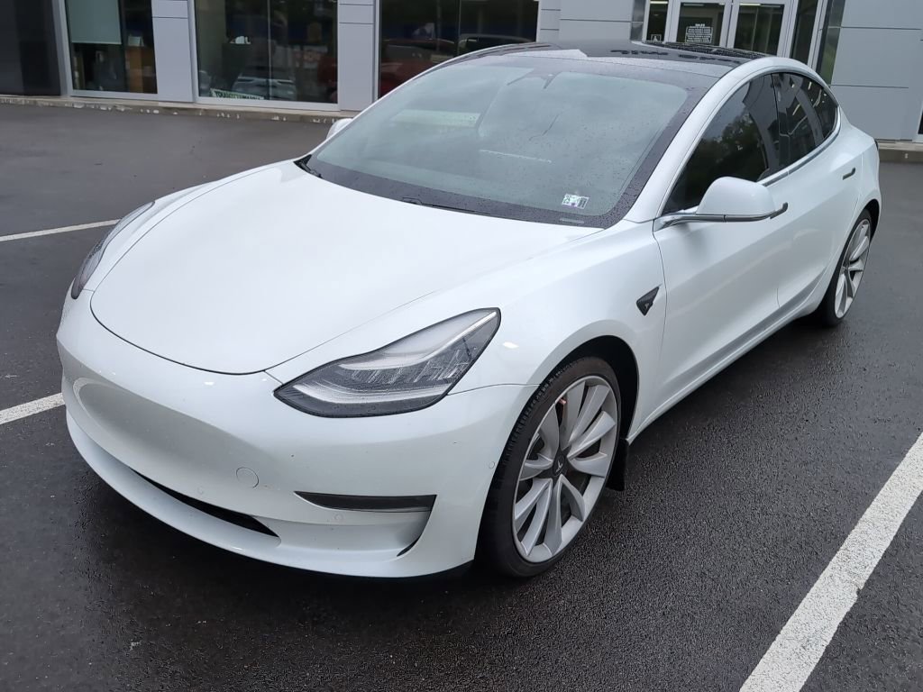 Used 2019 Tesla Model 3 Performance AWD/4WD image 2