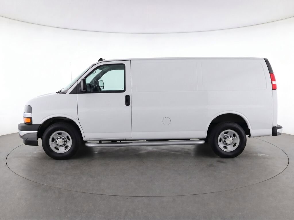 Used 2024 Chevrolet Express 2500 w/ Driver Convenience Package RWD image 6