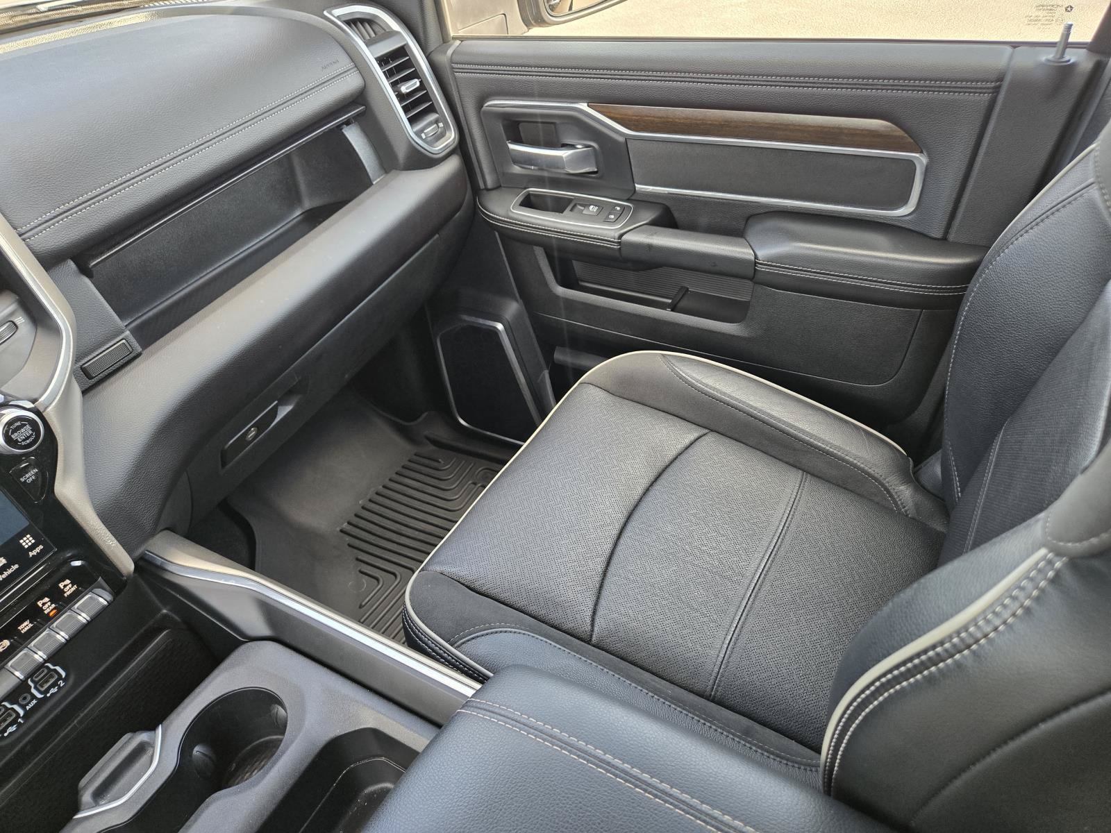 Used 2023 RAM 2500 Laramie AWD/4WD image 19