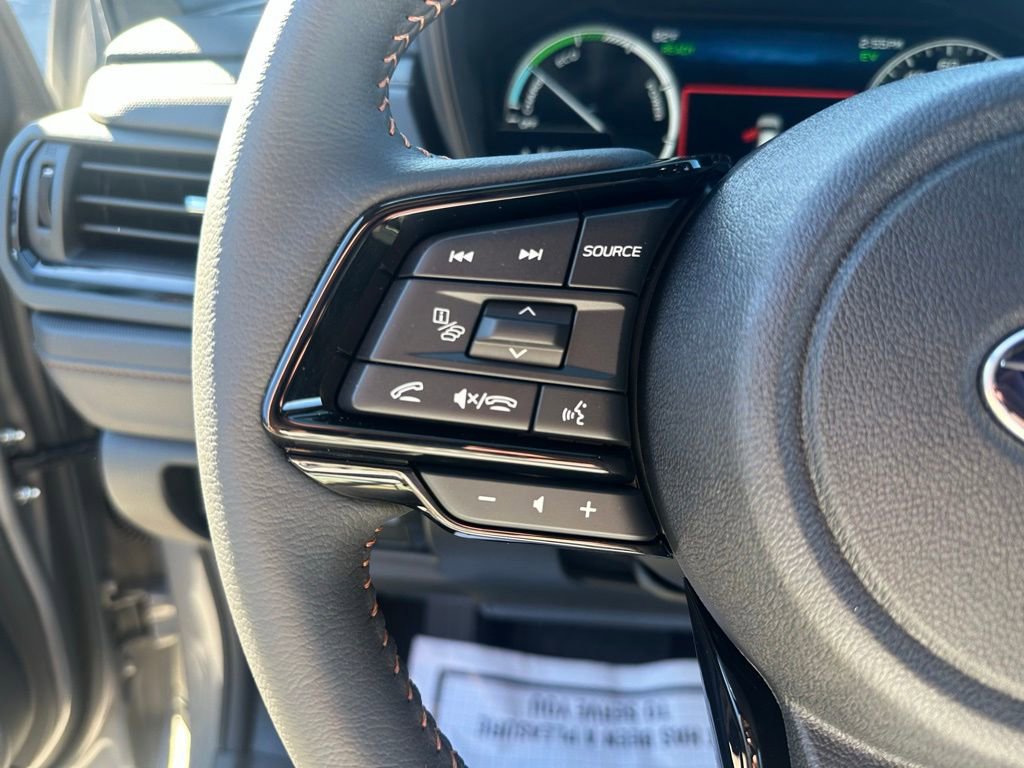 Used 2025 Subaru Forester Touring image 28