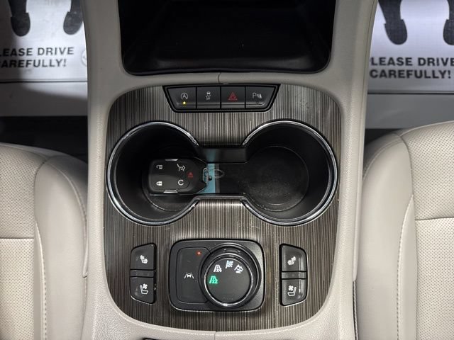 Used 2023 GMC Acadia SLT w/ Preferred Package AWD/4WD image 12